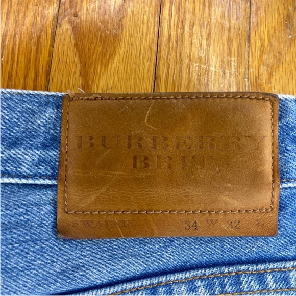 Burberry Jean Shorts (32) - Picture 6 of 8